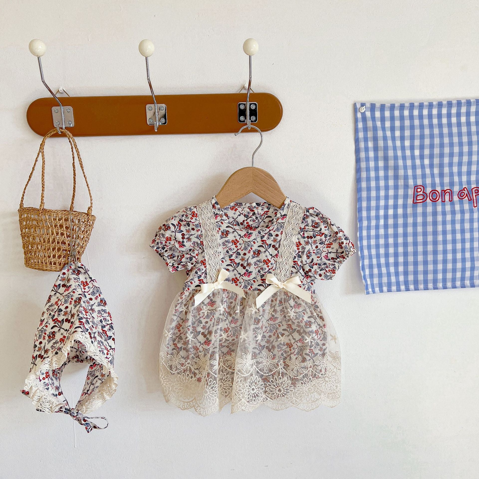 Baby clothes floral newborn clothes ins short-sleeved baby girl romper one-year-old romper summer one piece